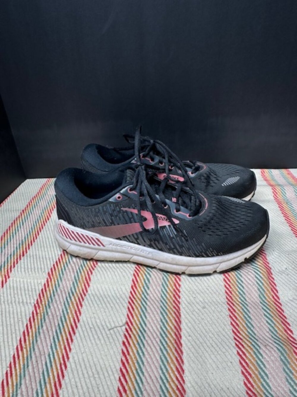 Brooks Addiction GTS 15 Woman's Size 10